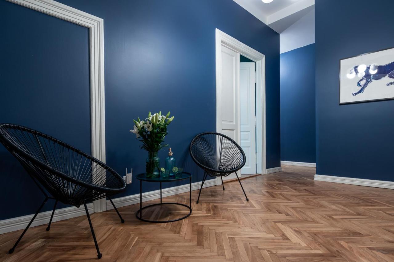 Barbacan Suites - Old Town Apartments - By Upstairs Cracovia Exterior foto